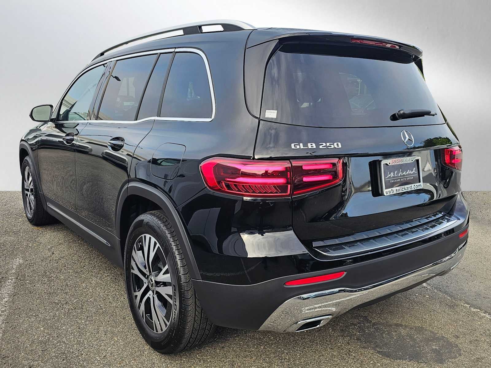 2026 Mercedes-Benz GLB 250 SUV