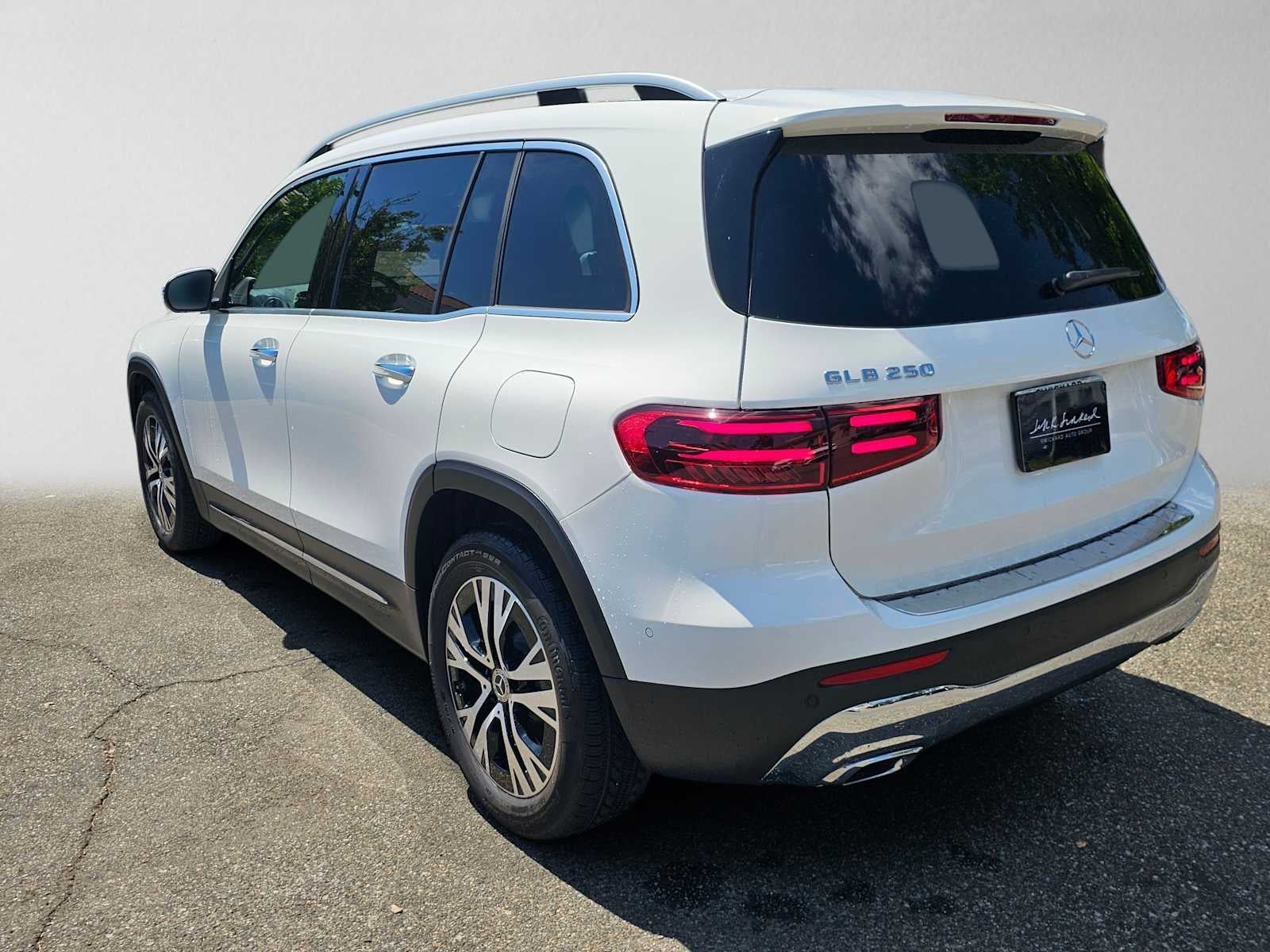 2026 Mercedes-Benz GLB 250 SUV