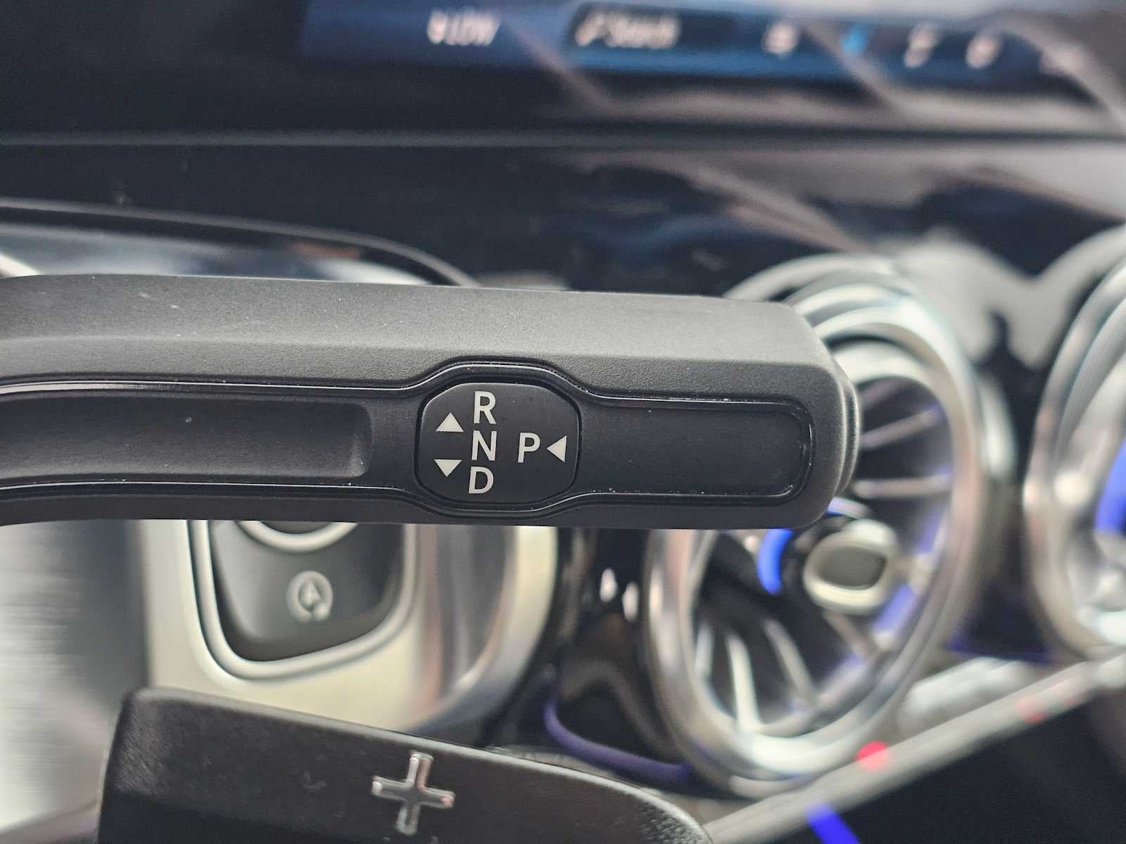 2025 Mercedes-Benz GLB GLB 250