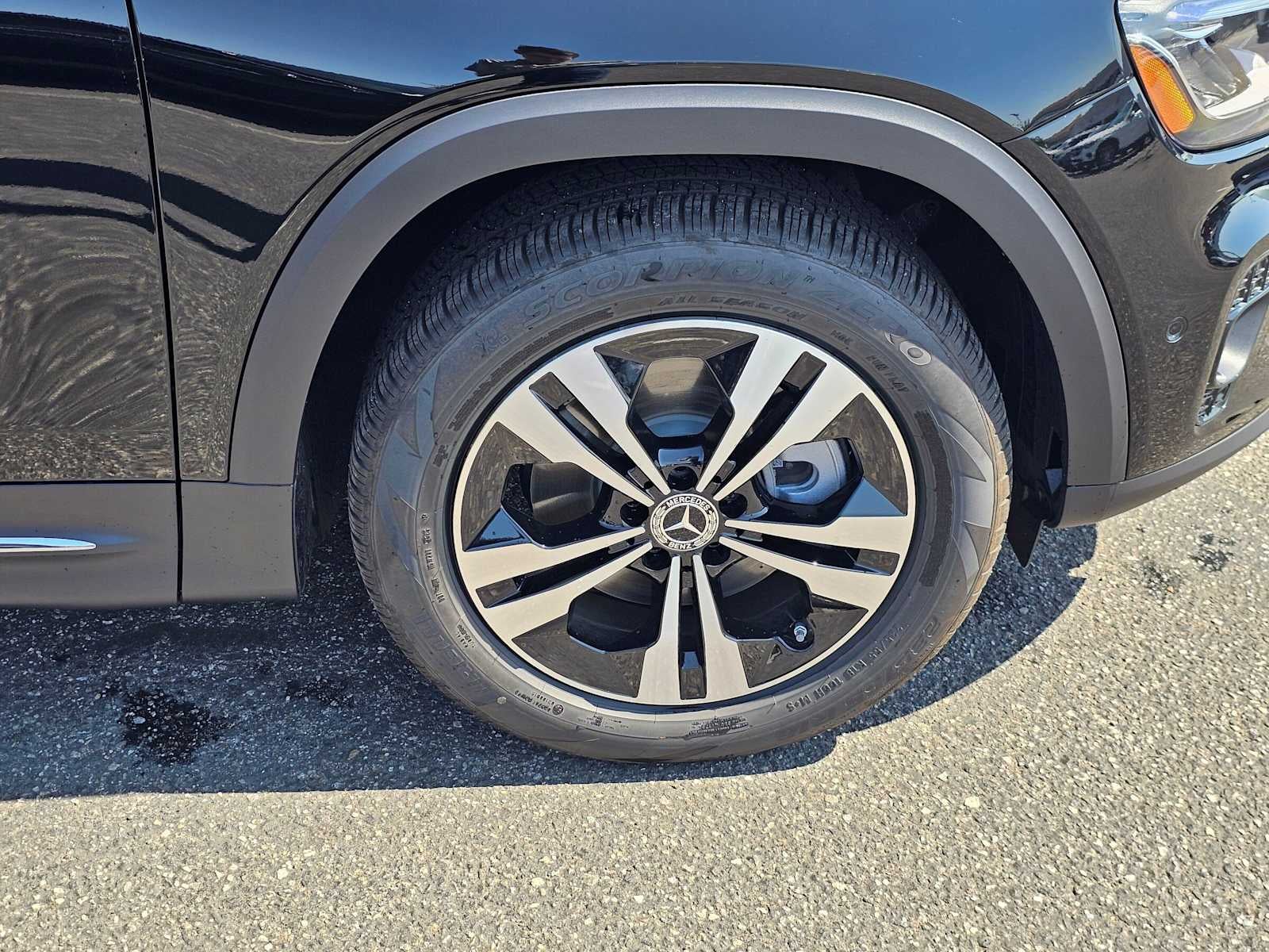 2026 Mercedes-Benz GLB 250 SUV