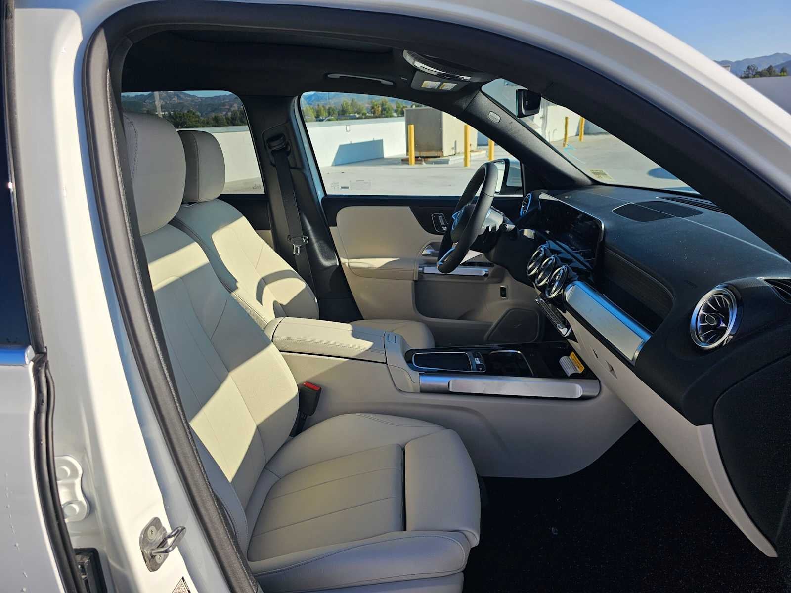 2026 Mercedes-Benz GLB 250 4MATIC® SUV
