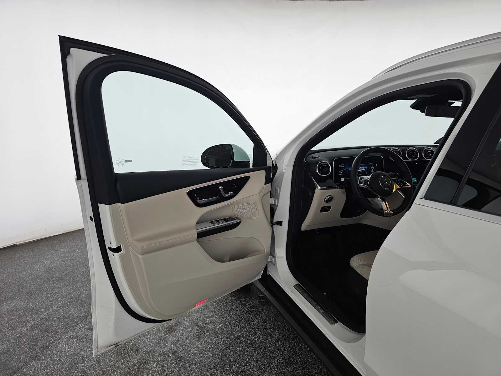 2026 Mercedes-Benz GLC 300 SUV