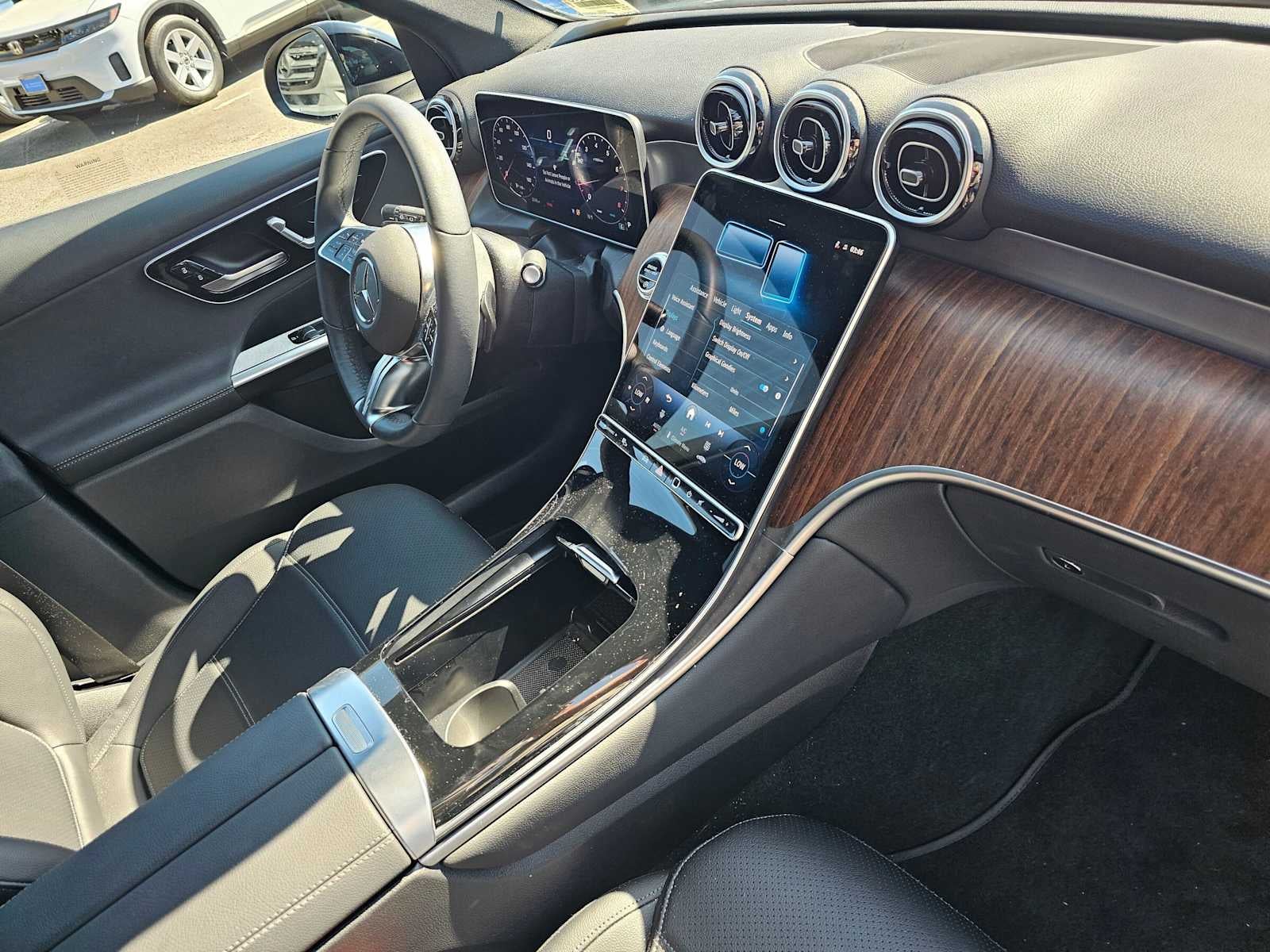 2026 Mercedes-Benz GLC 300 SUV