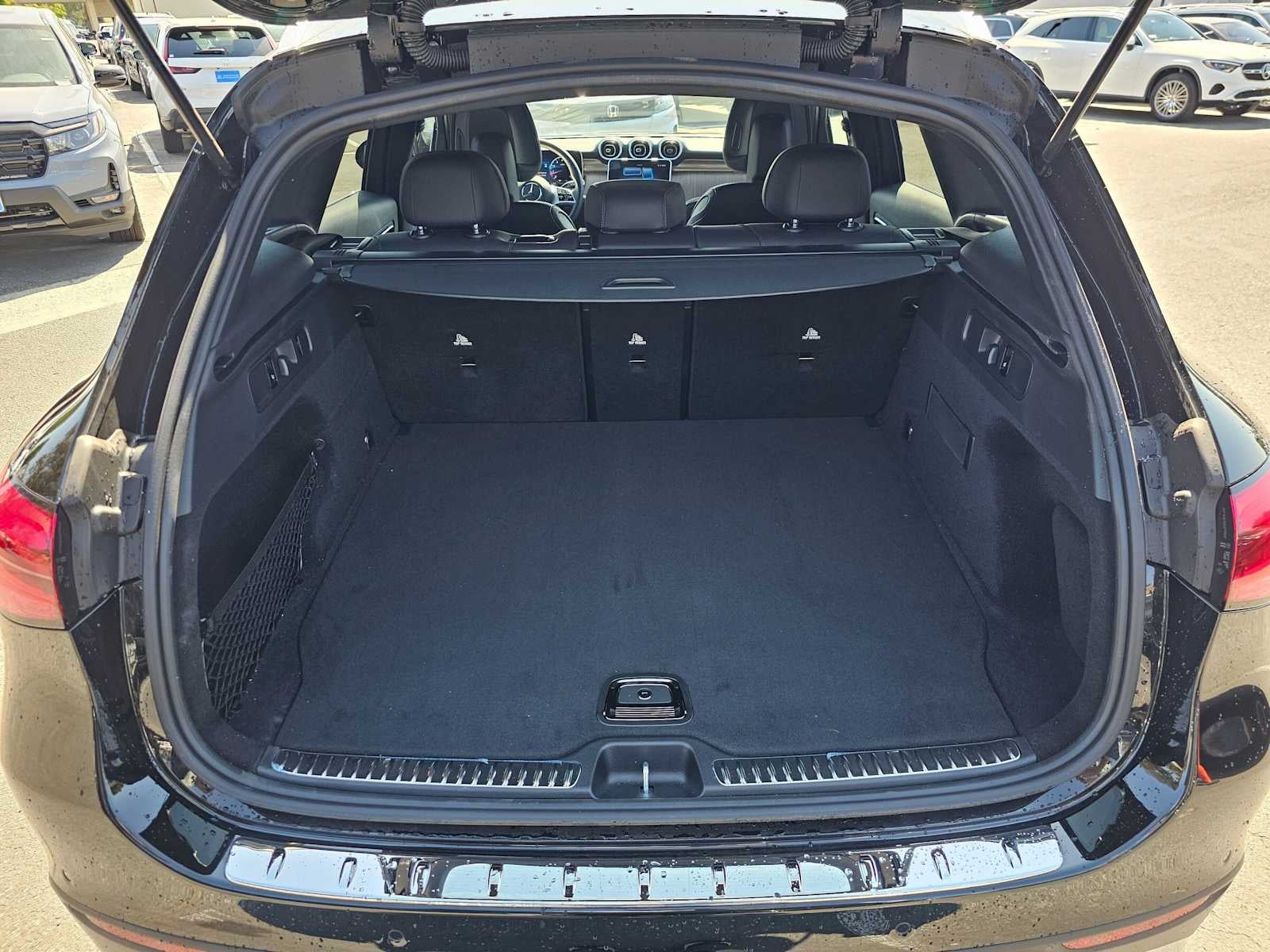 2026 Mercedes-Benz GLC 300 SUV
