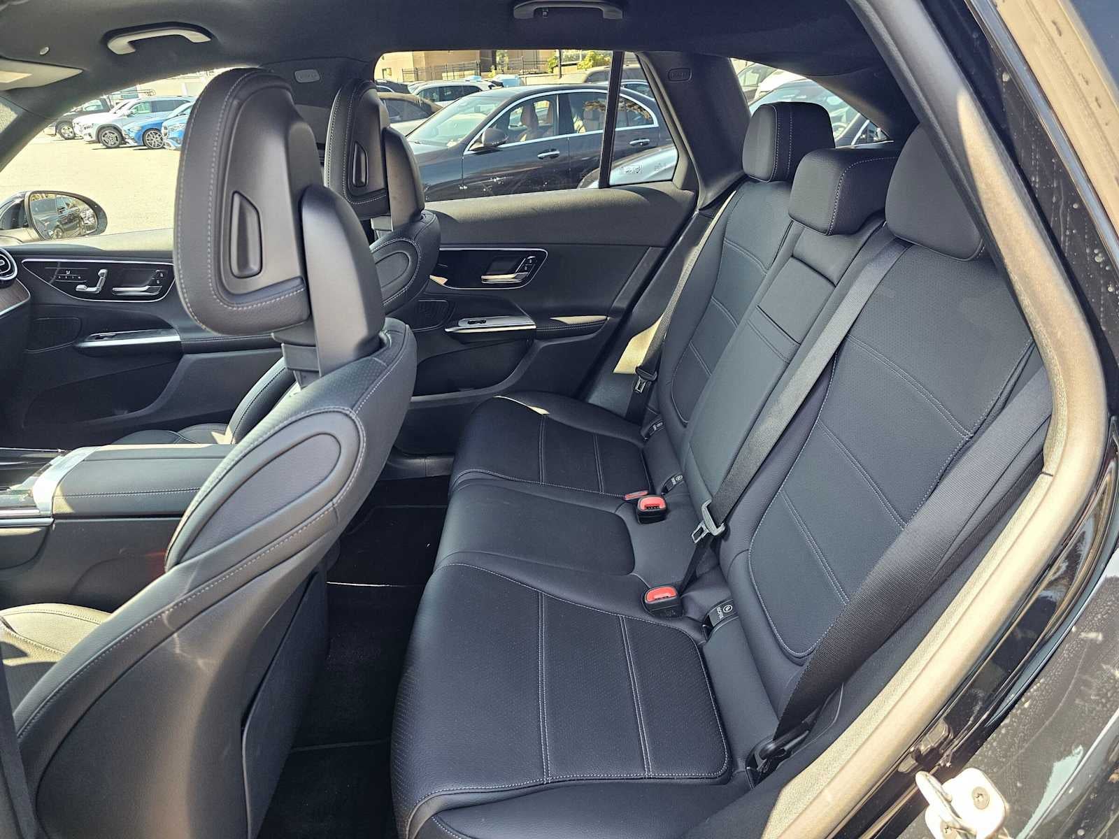 2026 Mercedes-Benz GLC 300 SUV