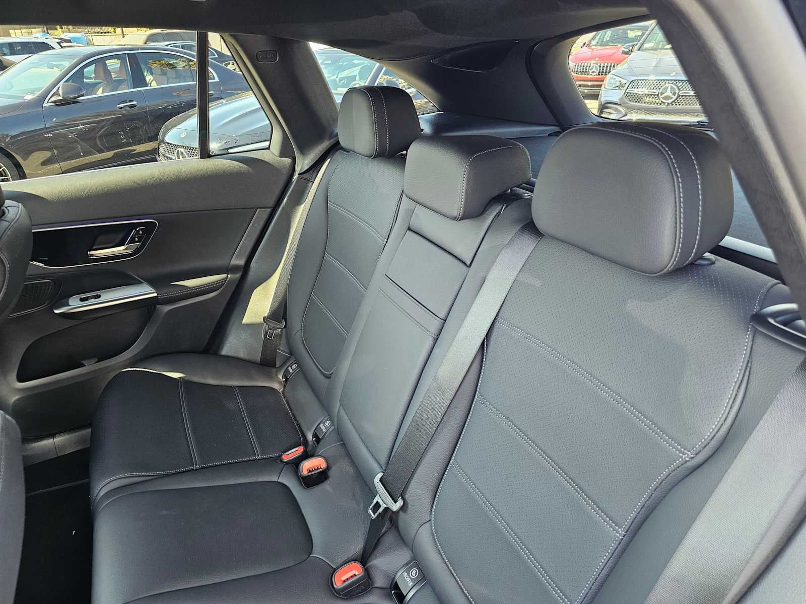 2026 Mercedes-Benz GLC 300 SUV