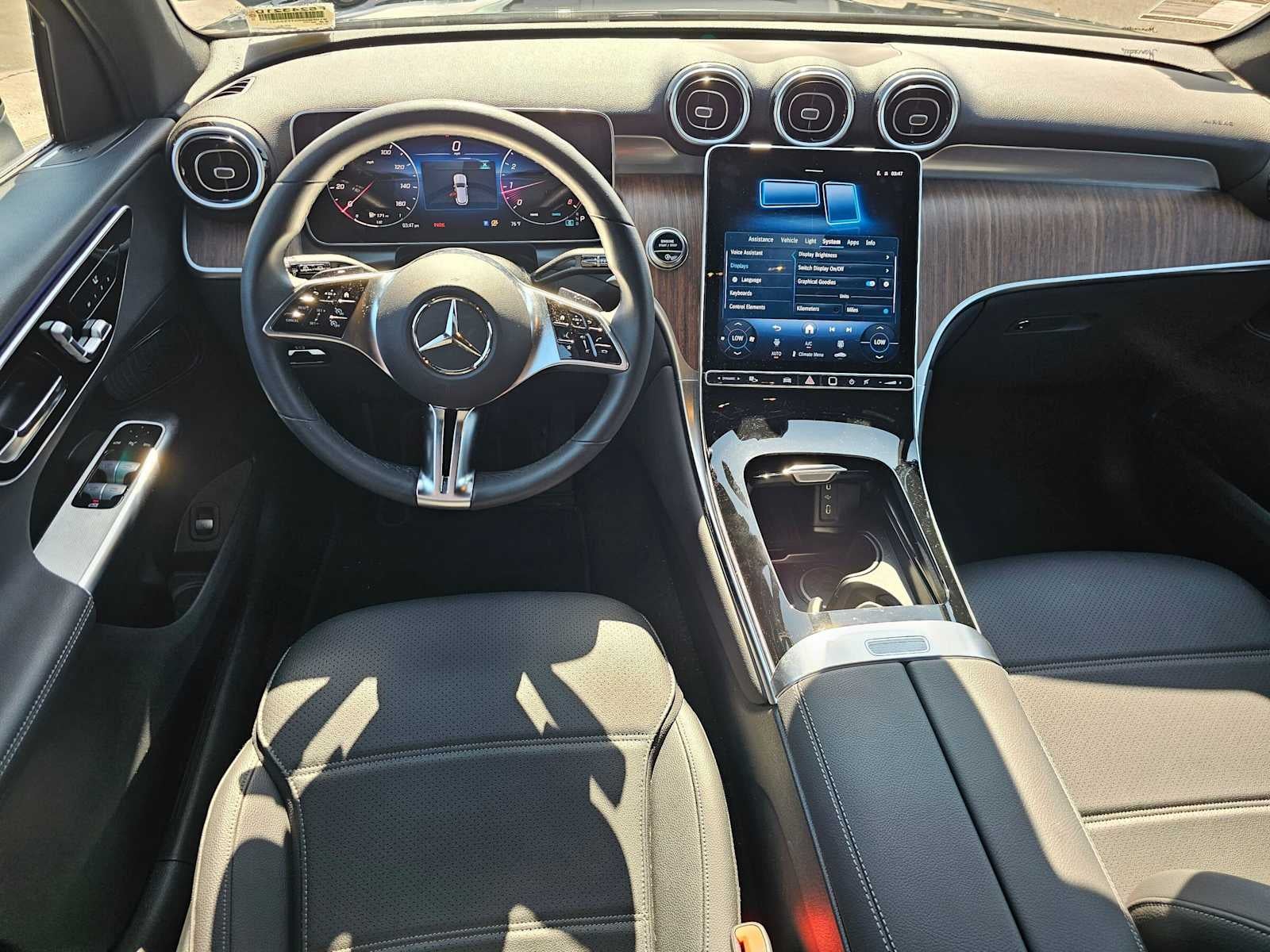 2026 Mercedes-Benz GLC 300 SUV