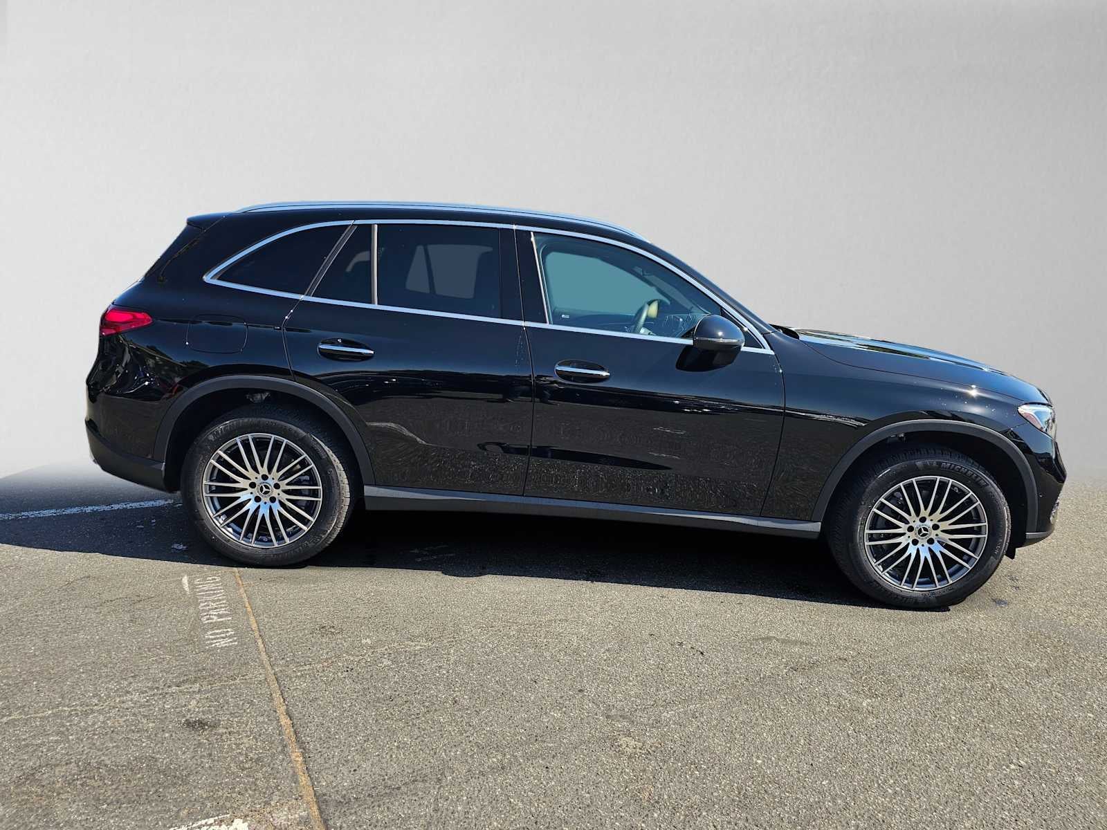 2026 Mercedes-Benz GLC 300 SUV