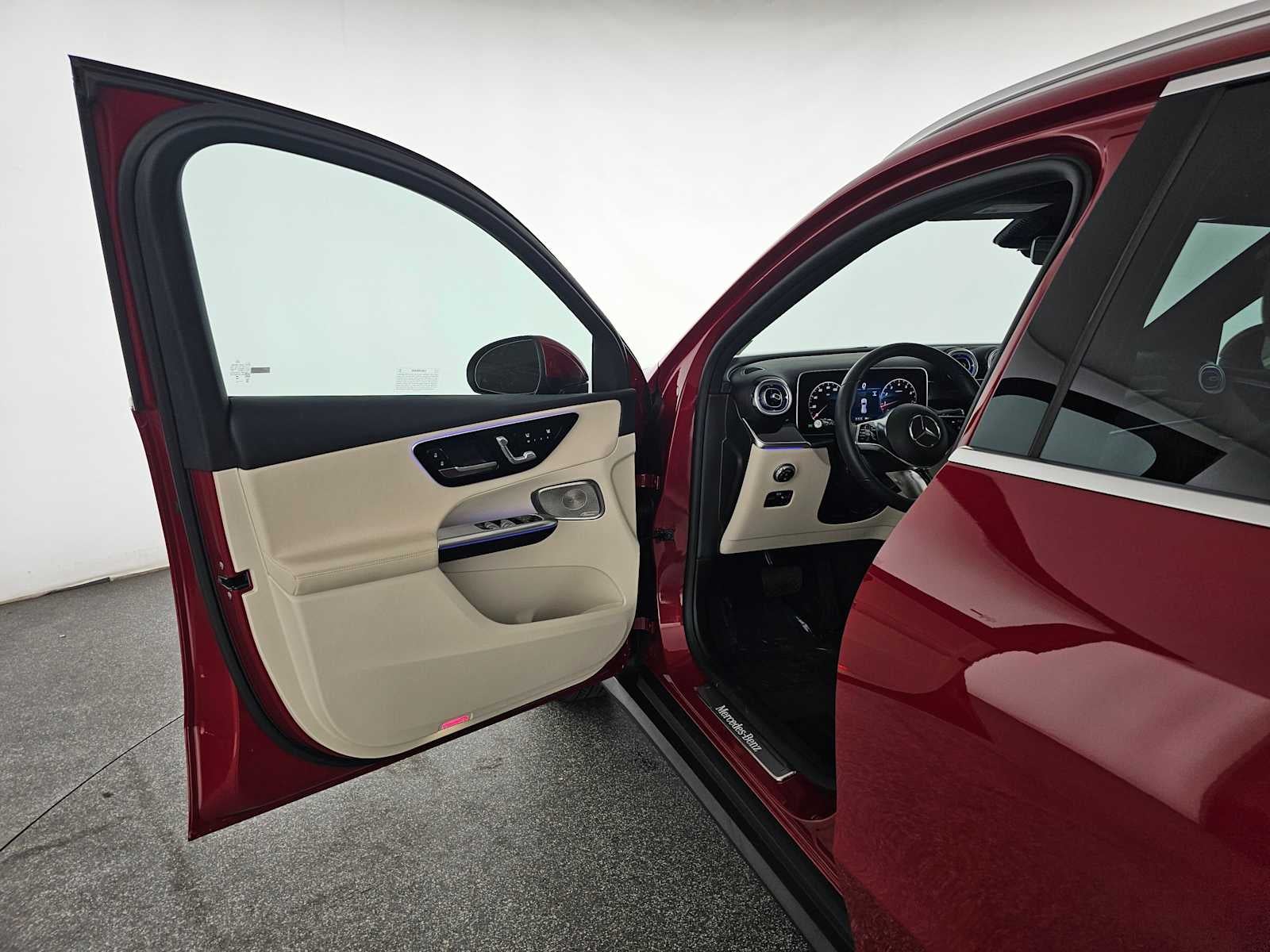 2025 Mercedes-Benz GLC GLC 300