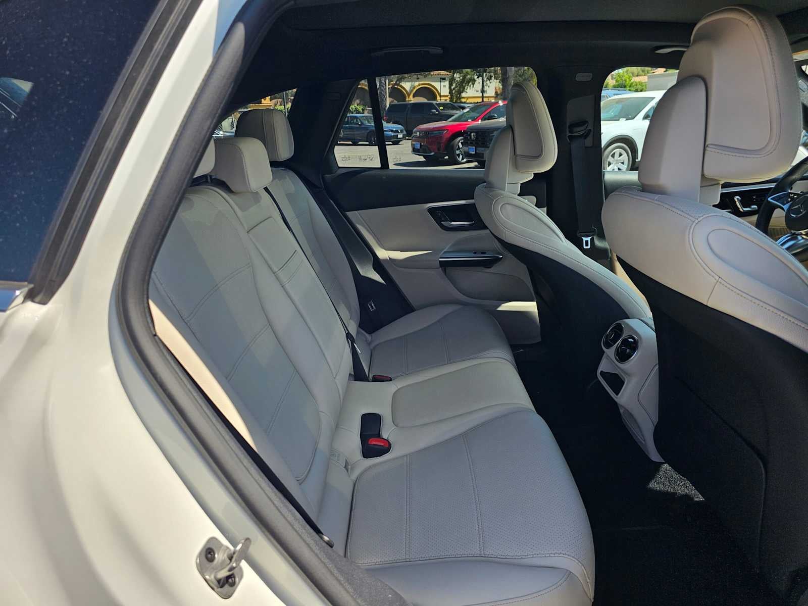 2026 Mercedes-Benz GLC 300 SUV