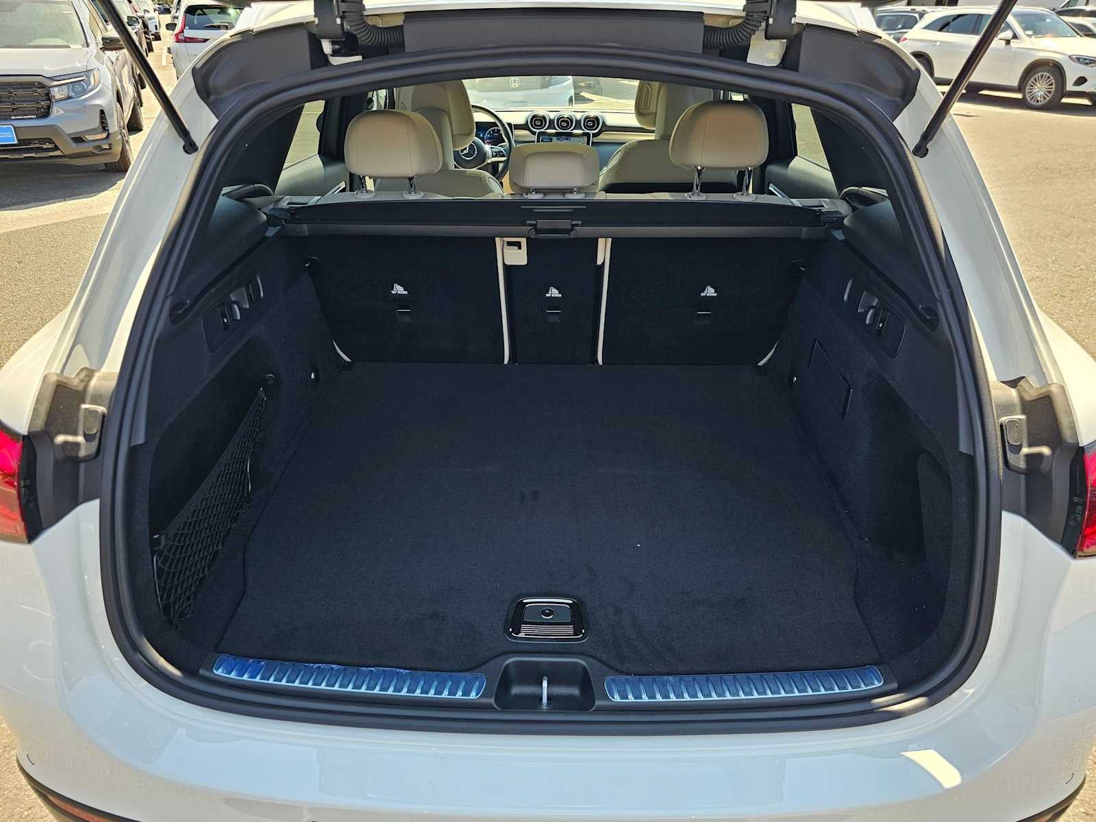 2026 Mercedes-Benz GLC 300 SUV