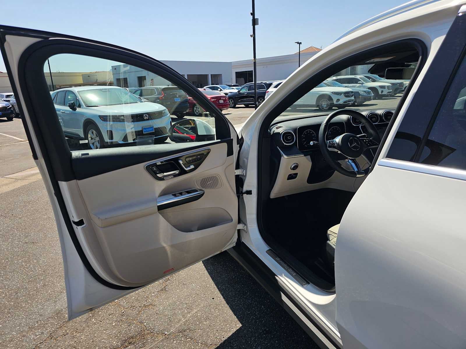2026 Mercedes-Benz GLC 300 SUV