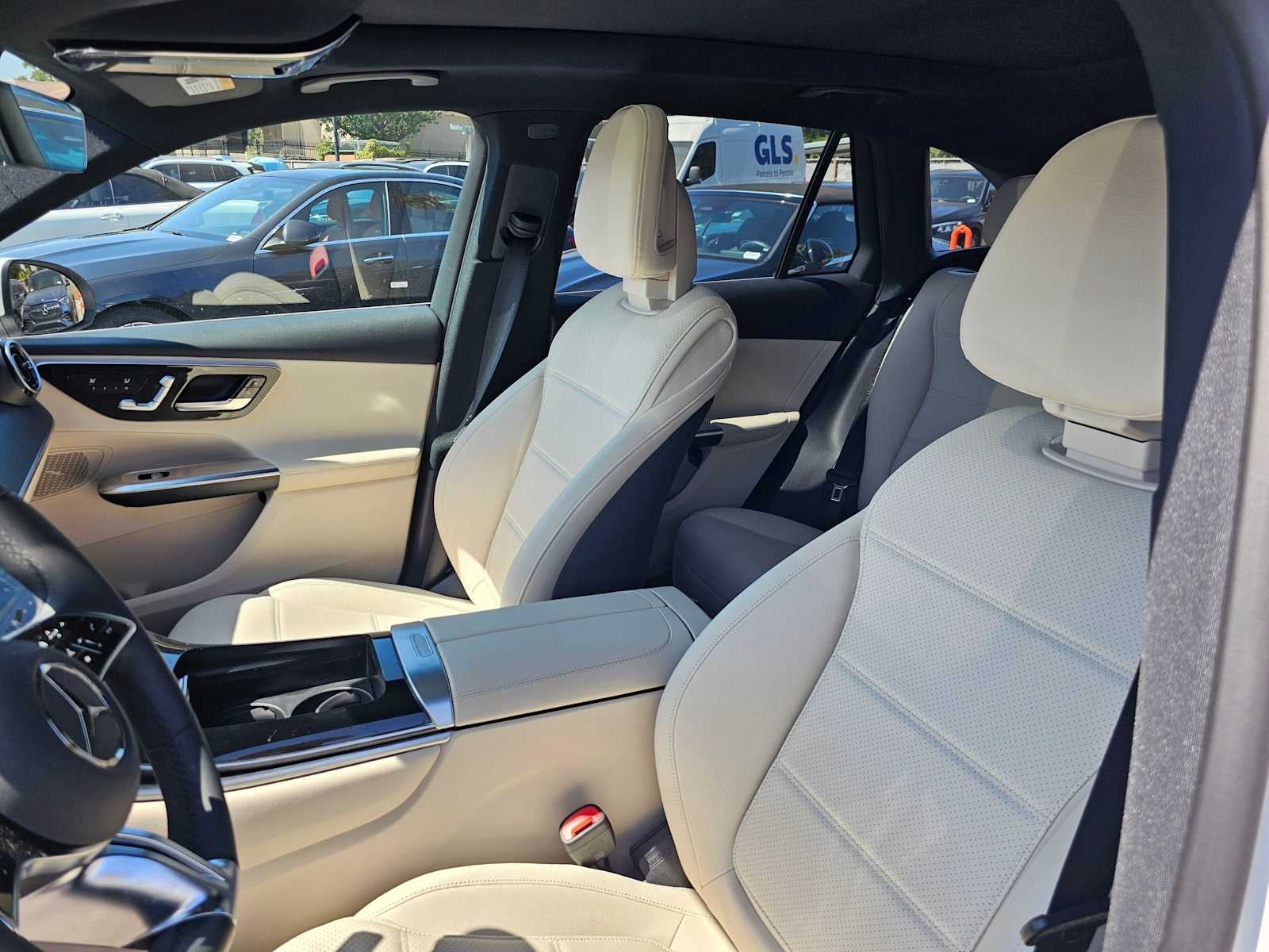 2026 Mercedes-Benz GLC 300 SUV