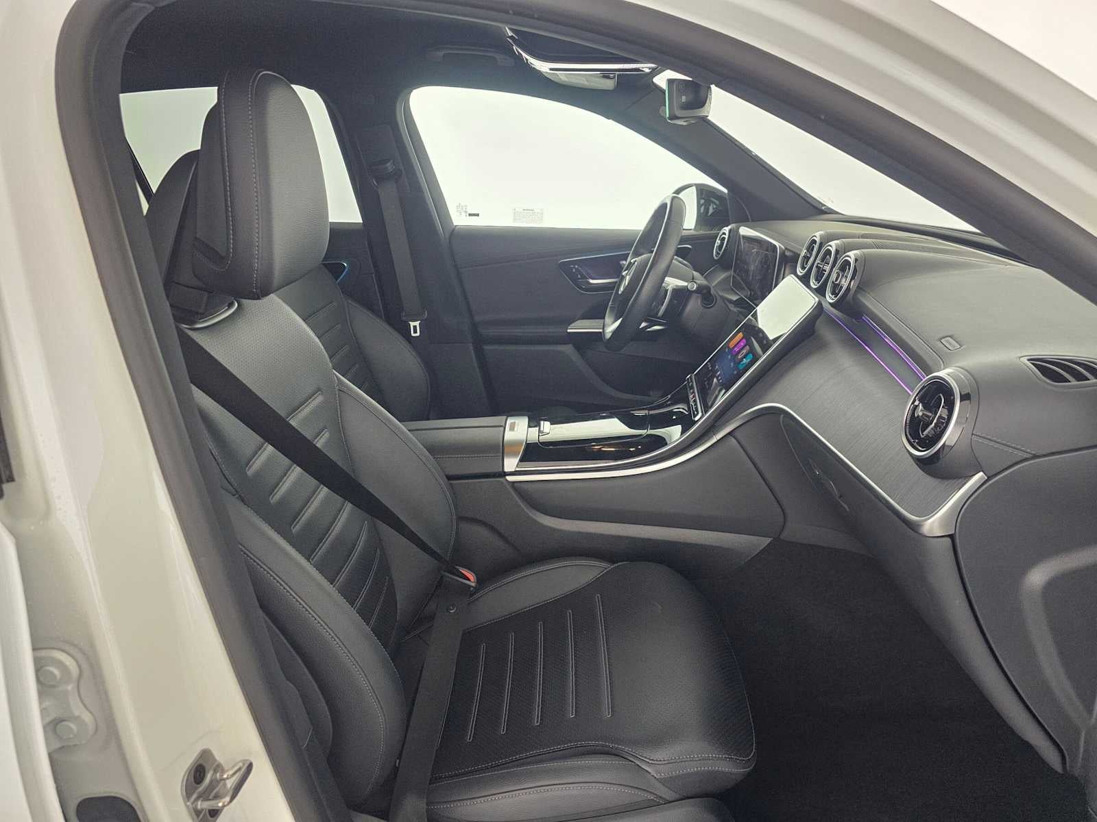 2025 Mercedes-Benz GLC 300 SUV