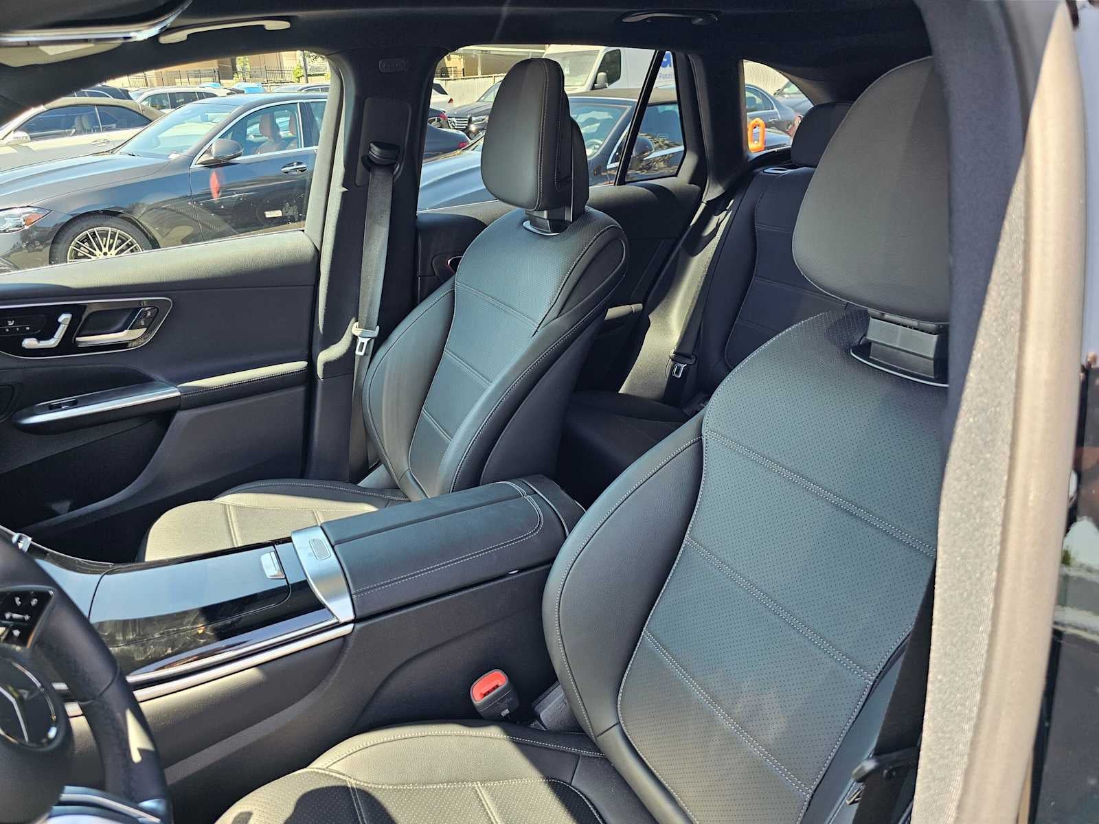 2026 Mercedes-Benz GLC 300 SUV