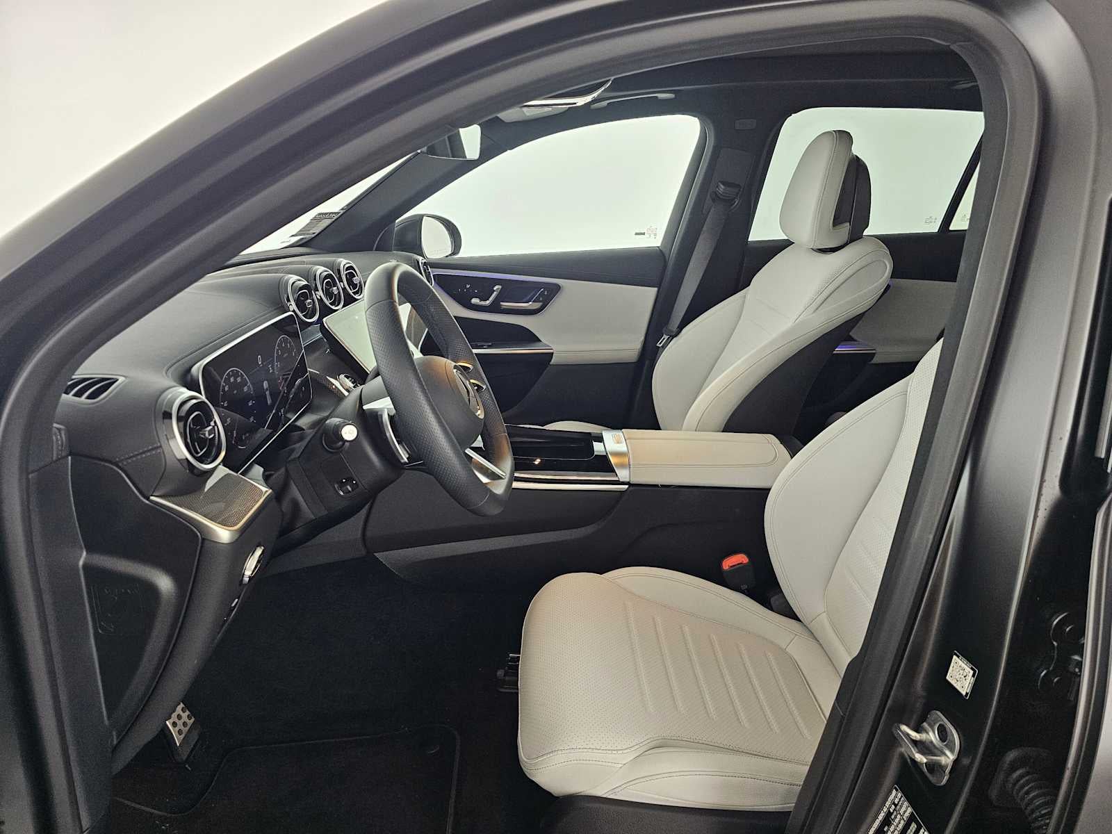 2026 Mercedes-Benz GLC 300 SUV