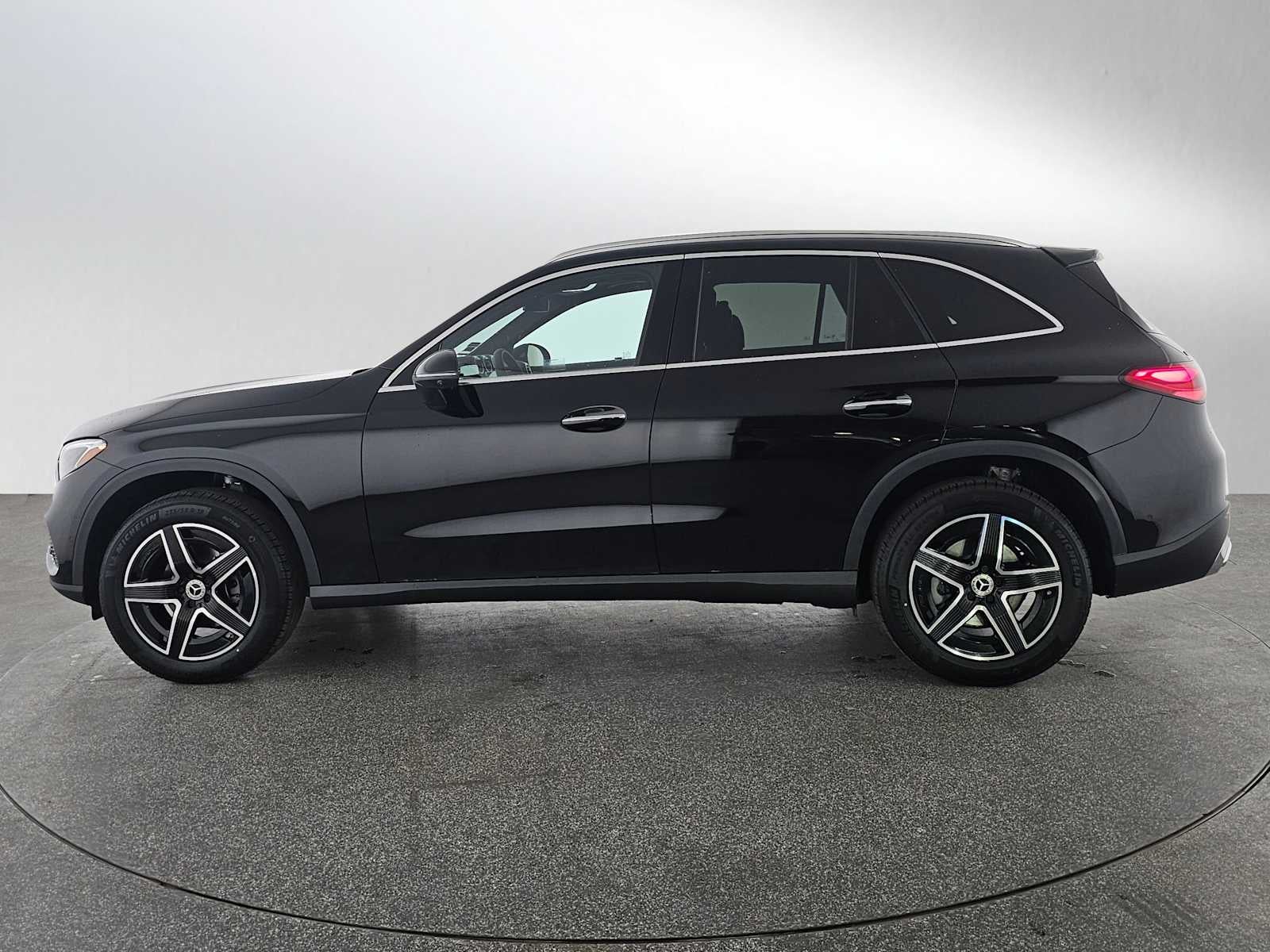2026 Mercedes-Benz GLC 300 SUV