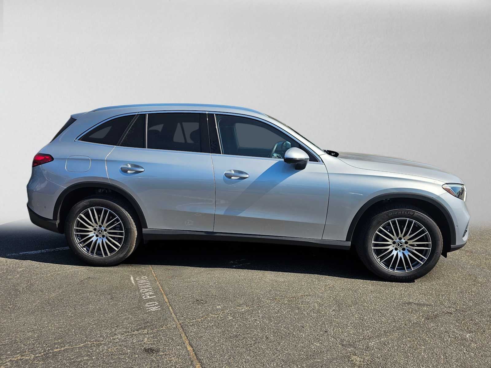 2026 Mercedes-Benz GLC 300 SUV