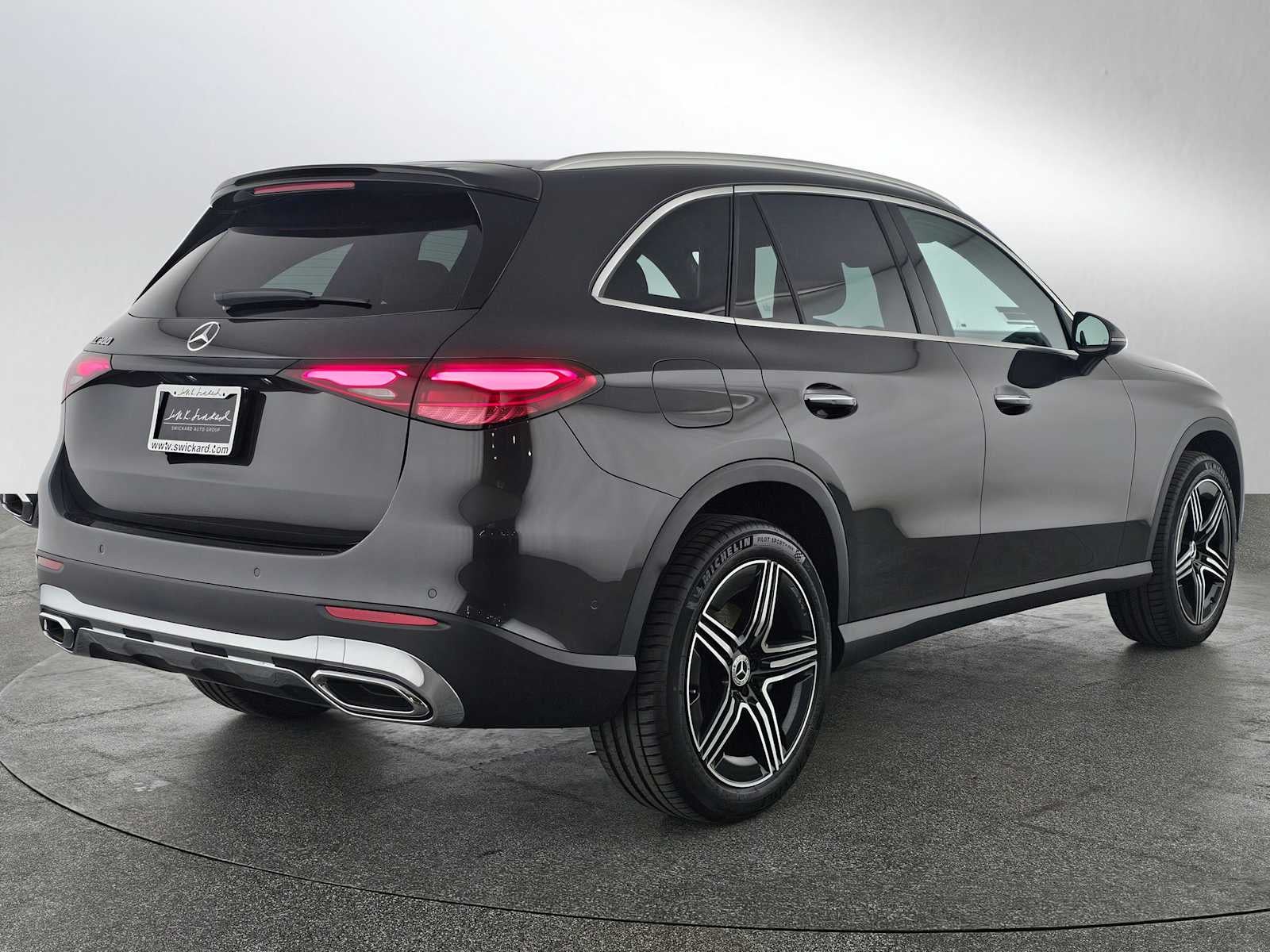 2026 Mercedes-Benz GLC 300 SUV