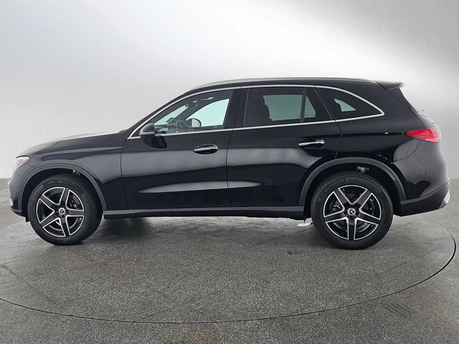 2026 Mercedes-Benz GLC 300 SUV