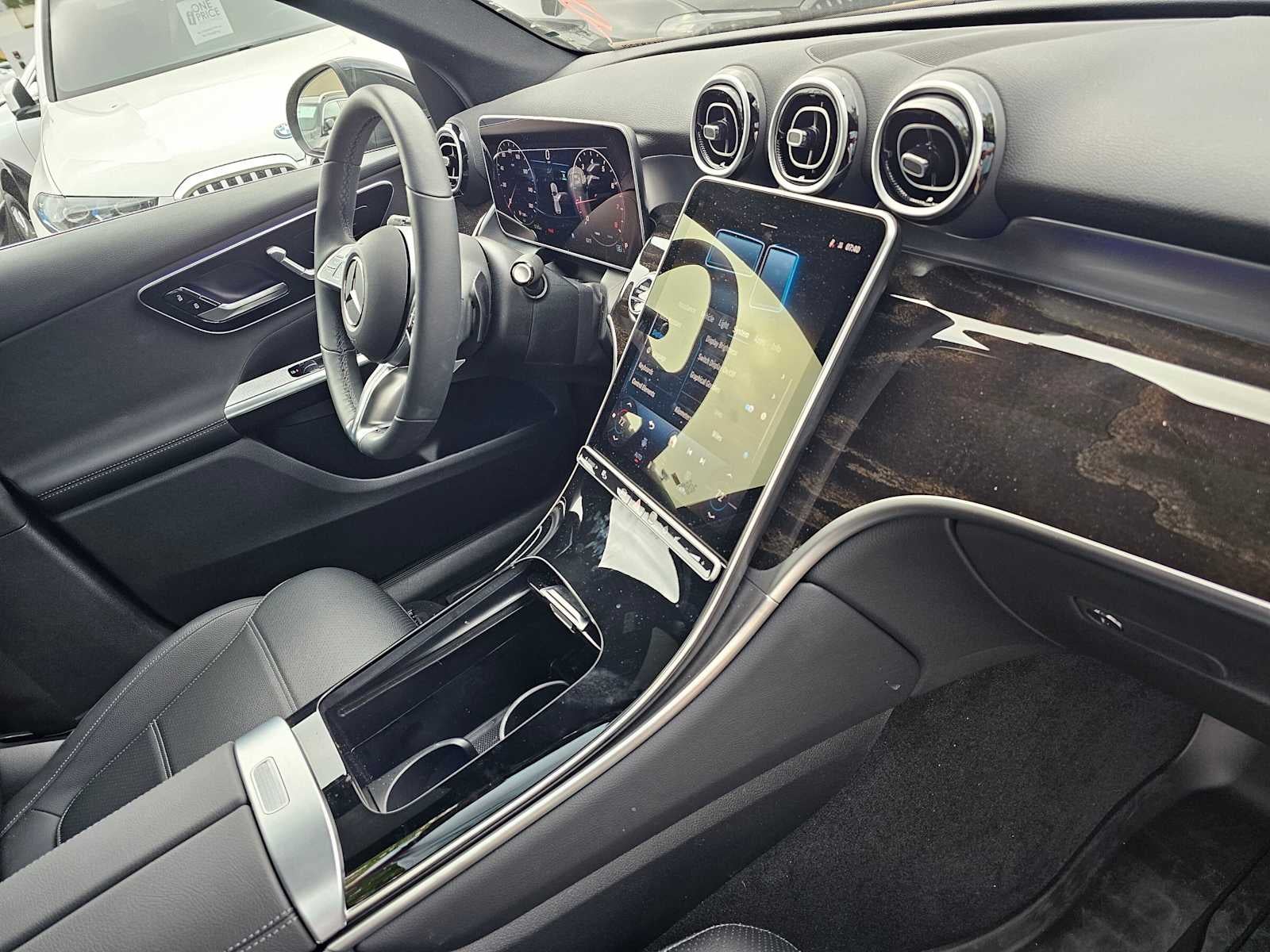 2026 Mercedes-Benz GLC 300 4MATIC® SUV