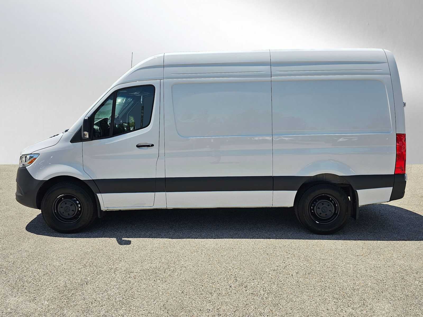 2025 Mercedes-Benz Sprinter 2500 Standard Roof I4 Diesel 144" RWD