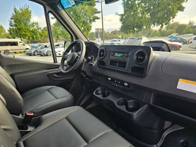 2025 Mercedes-Benz Sprinter 2500 Standard Roof I4 Diesel 144" RWD