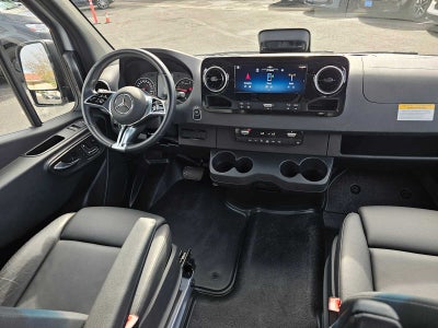 2025 Mercedes-Benz Sprinter 2500 Standard Roof I4 Diesel HO 144" RWD