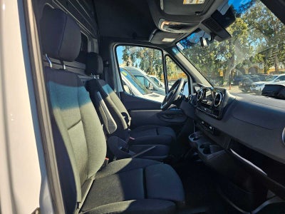 2025 Mercedes-Benz Sprinter 2500 Standard Roof I4 Diesel HO 144" RWD