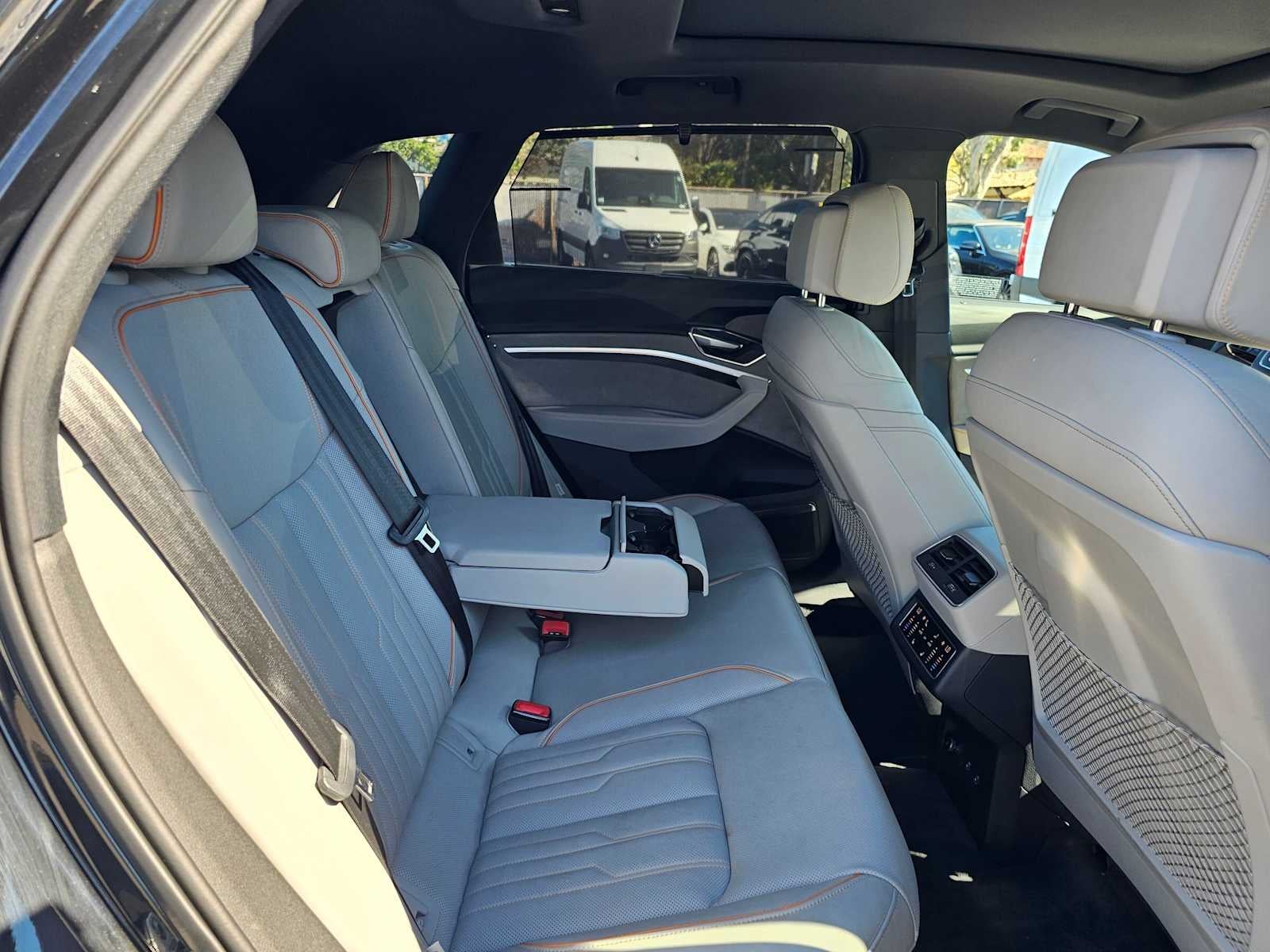 2024 Audi Q8 e-tron Prestige