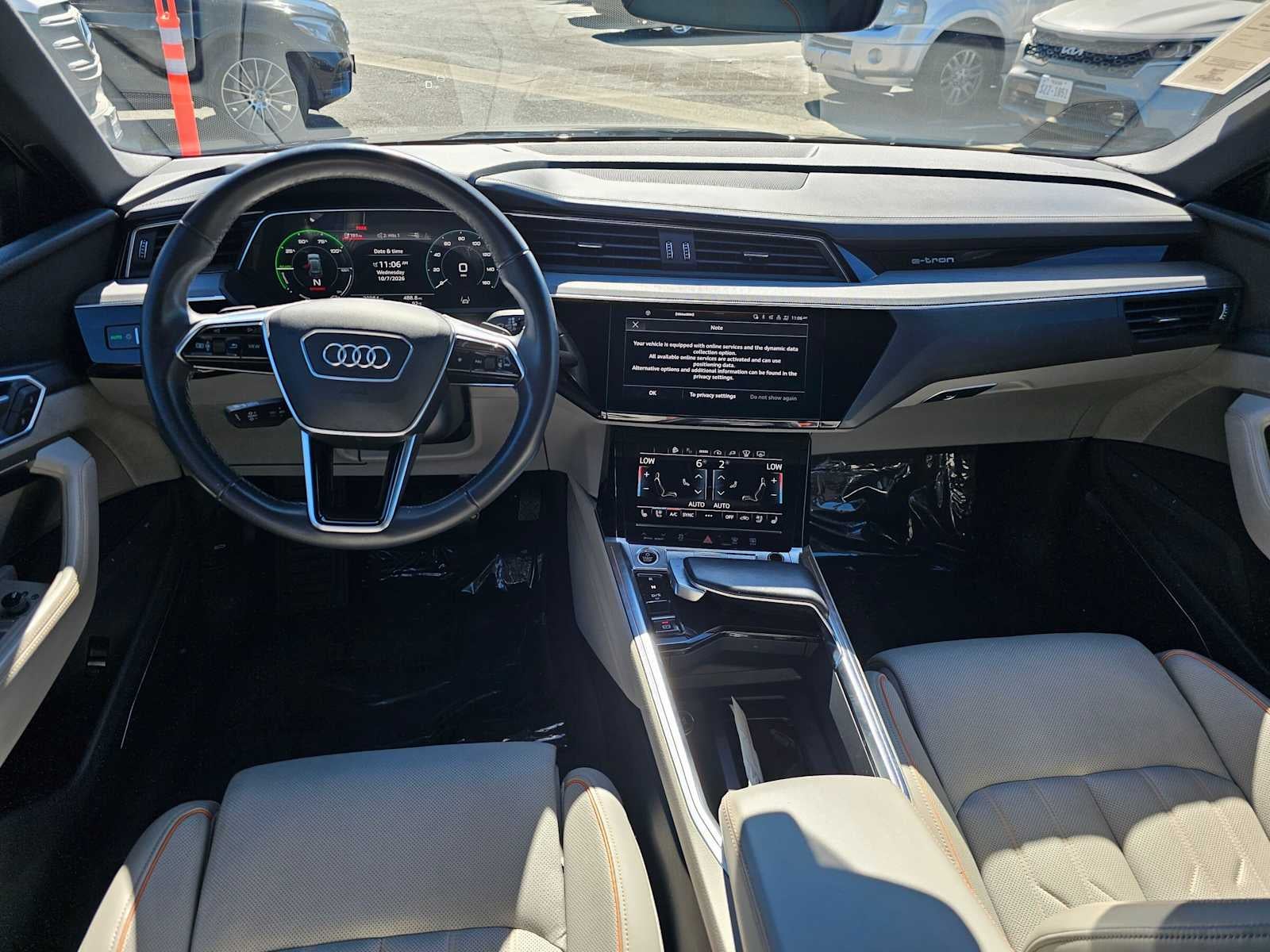 2024 Audi Q8 e-tron Prestige