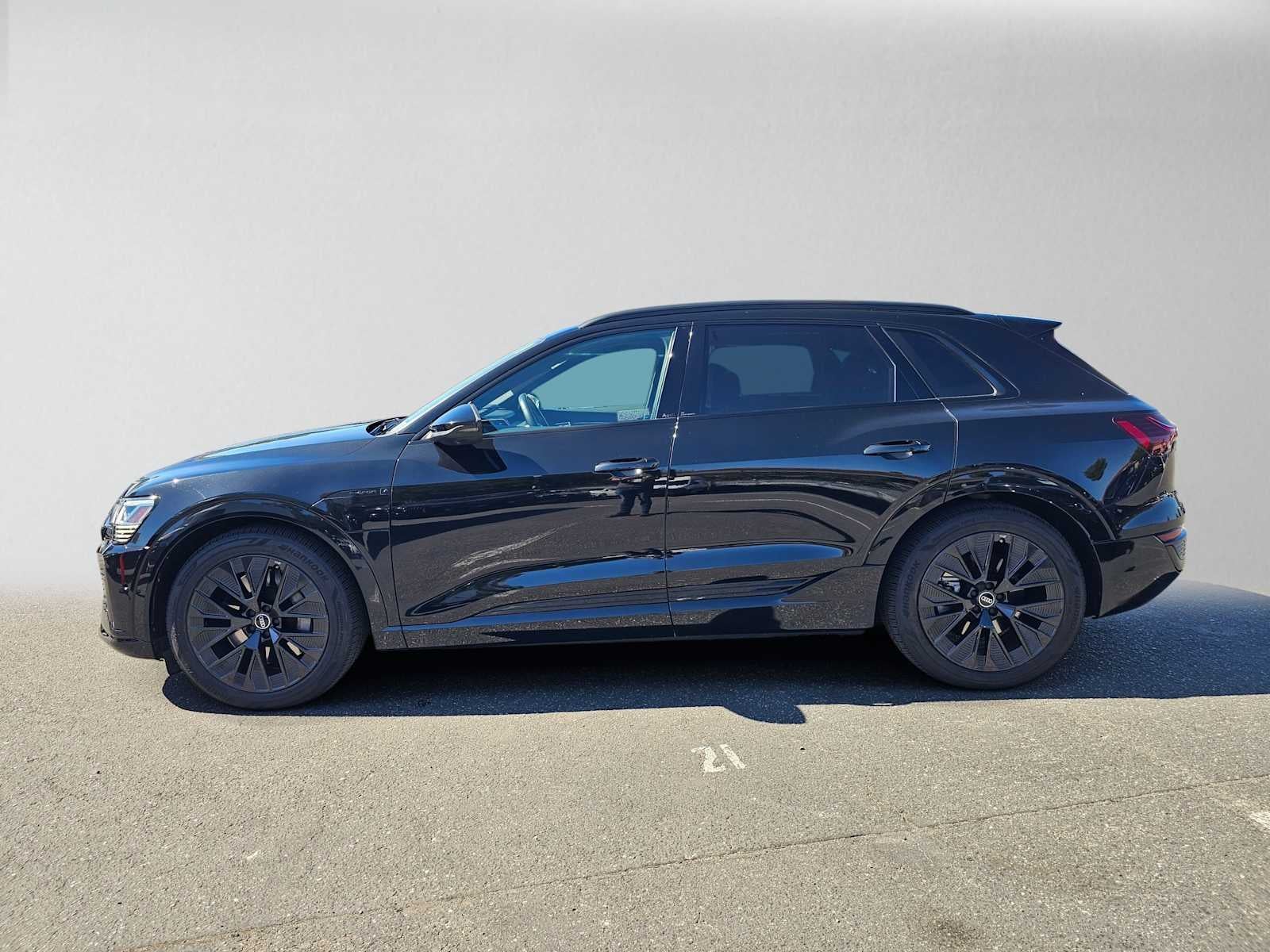 2024 Audi Q8 e-tron Prestige