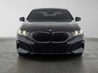 2026 BMW 550e xDrive 550e xDrive