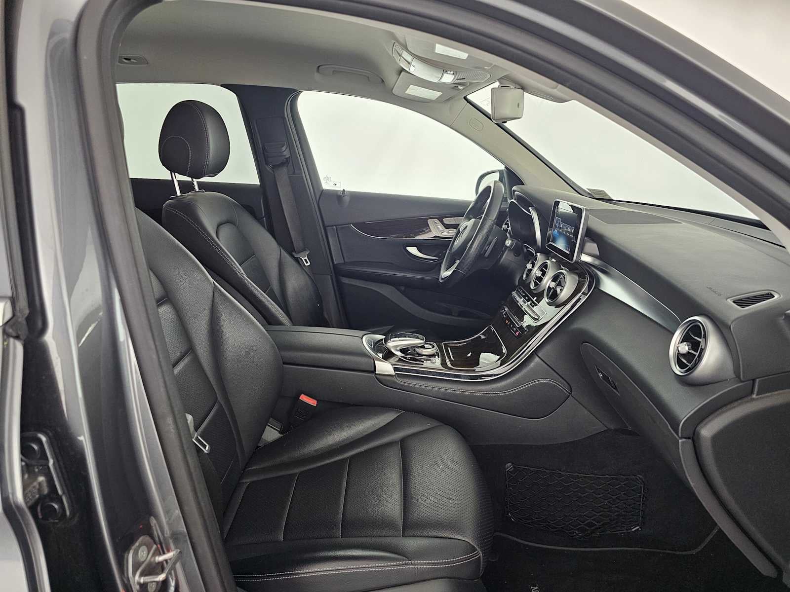 2016 Mercedes-Benz GLC 300 RWD 4dr