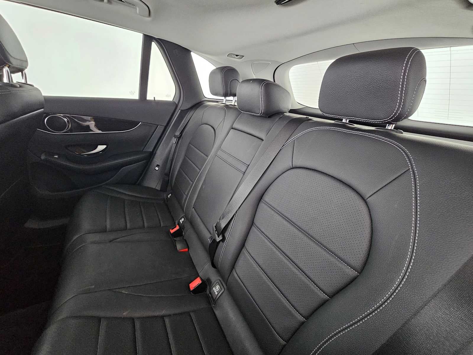 2016 Mercedes-Benz GLC 300 RWD 4dr