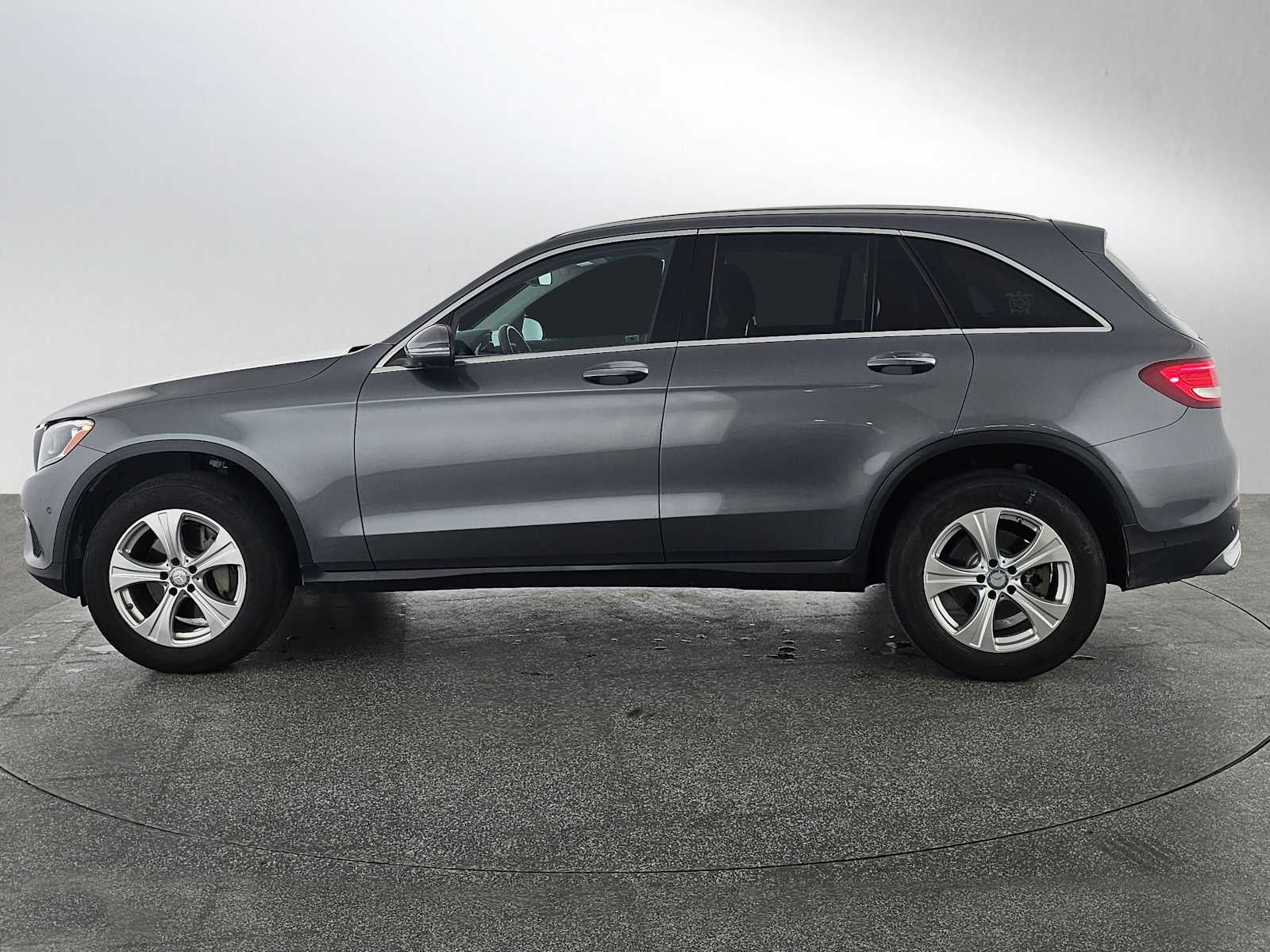 2016 Mercedes-Benz GLC 300 RWD 4dr