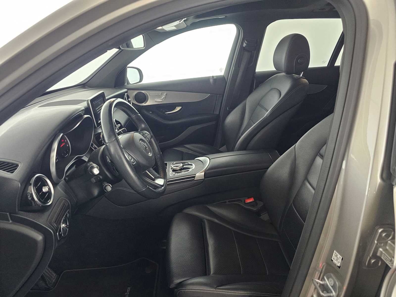 2019 Mercedes-Benz GLC 300 SUV