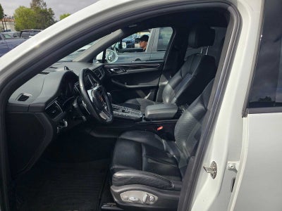 2017 Porsche Macan AWD