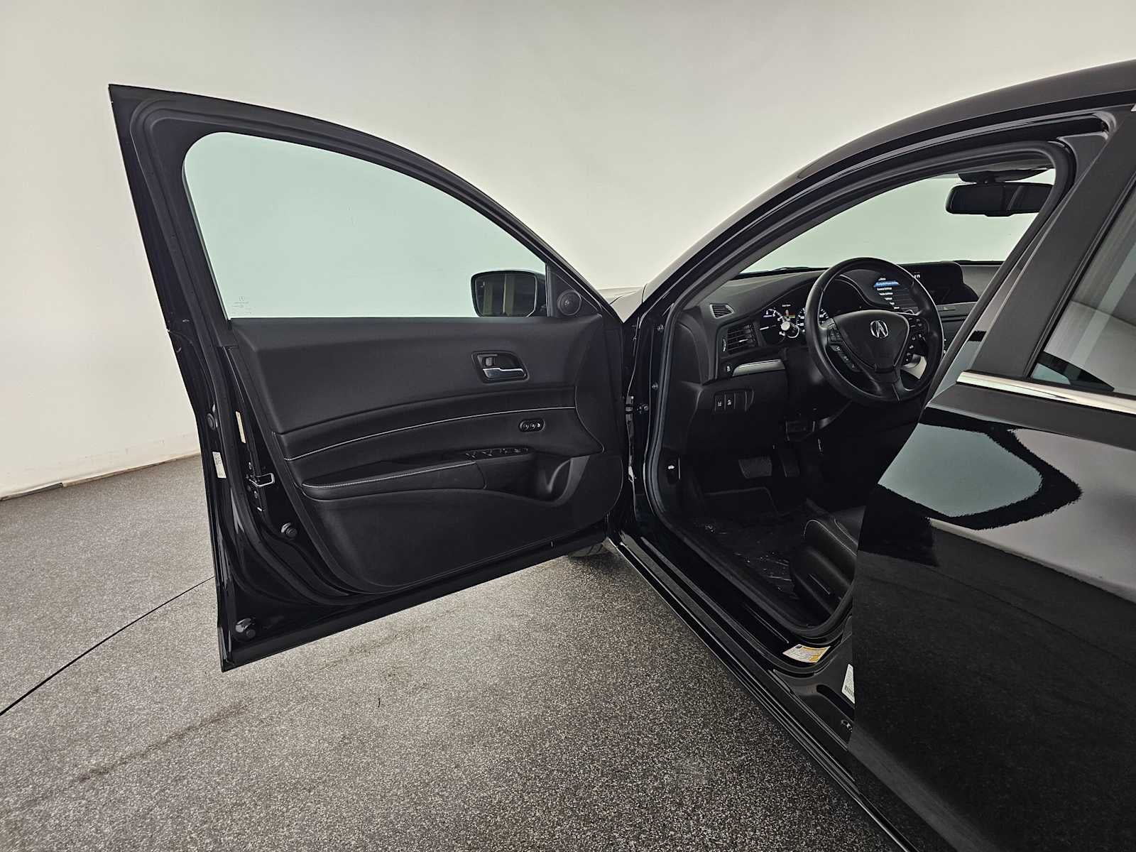 2020 Acura ILX w/Premium Pkg