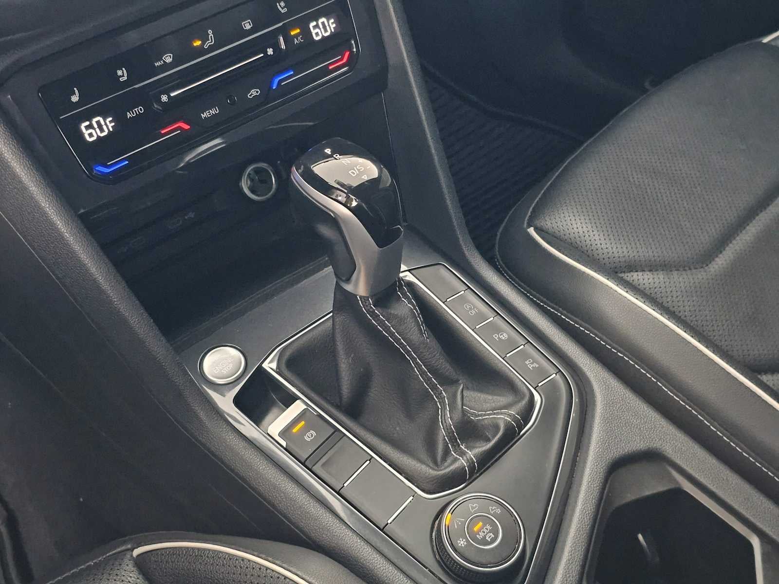 2023 Volkswagen Tiguan SEL R-Line