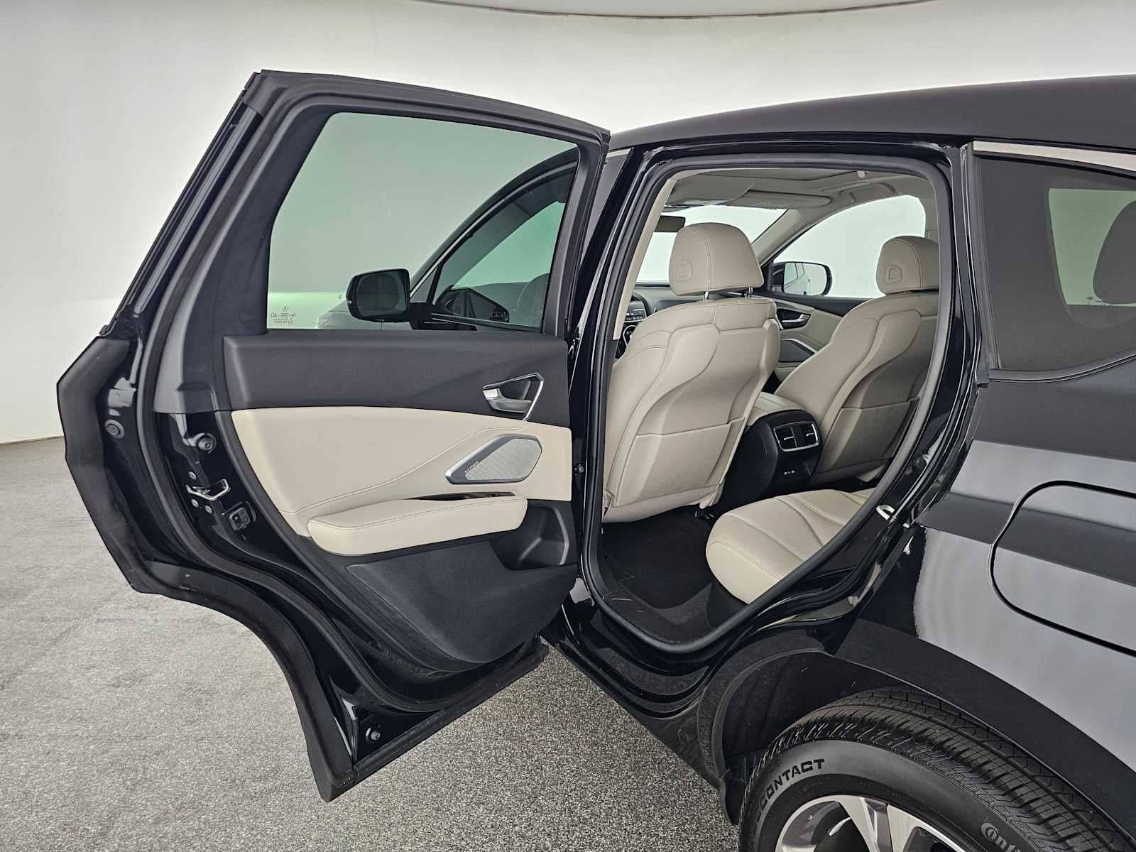 2025 Acura RDX w/Technology Package