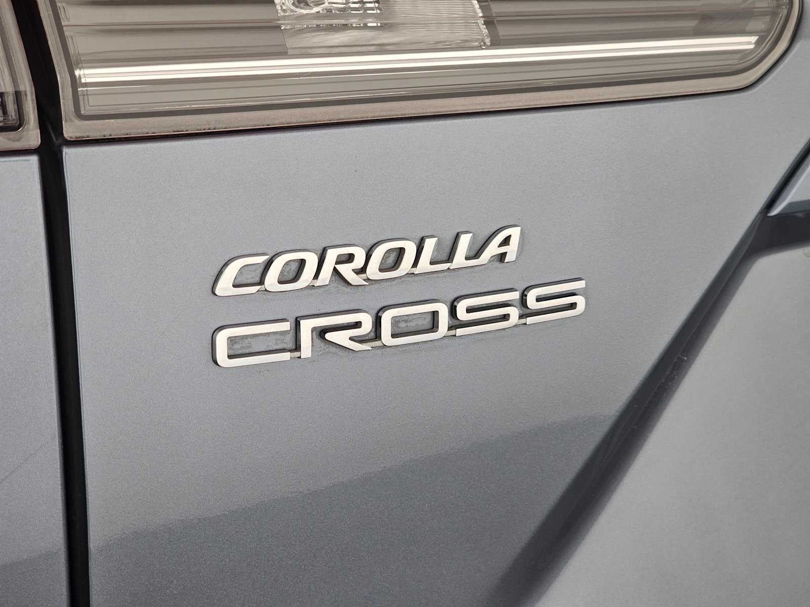 2024 Toyota Corolla Cross XLE