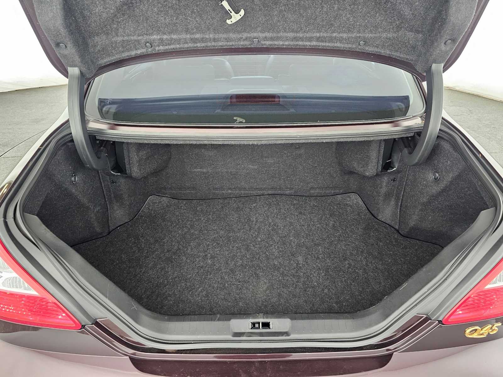 2002 INFINITI Q45 Luxury Performance Sdn