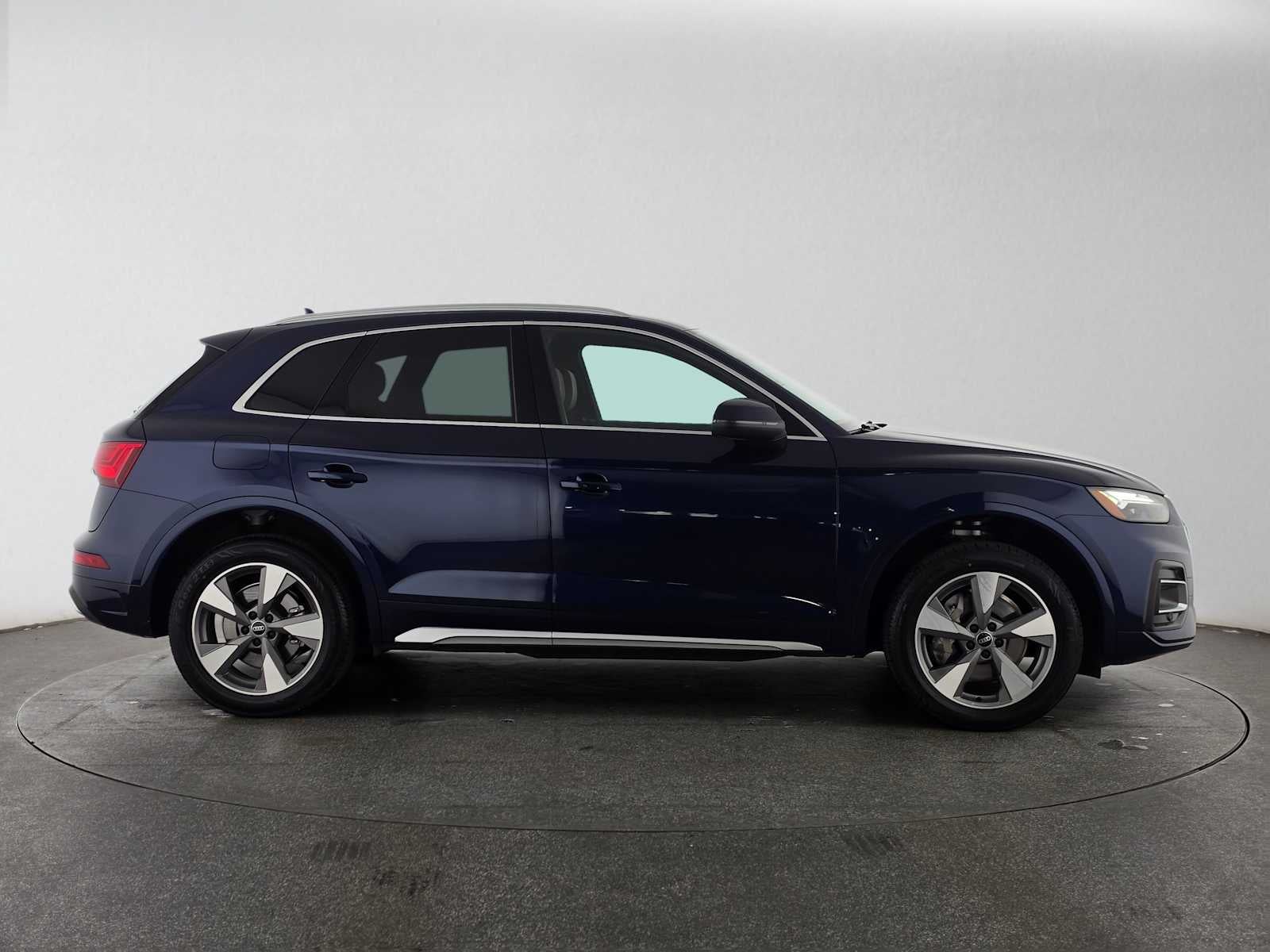 2023 Audi Q5 Premium