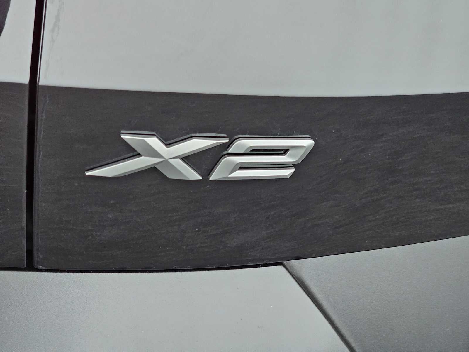 2025 BMW X2 xDrive28i