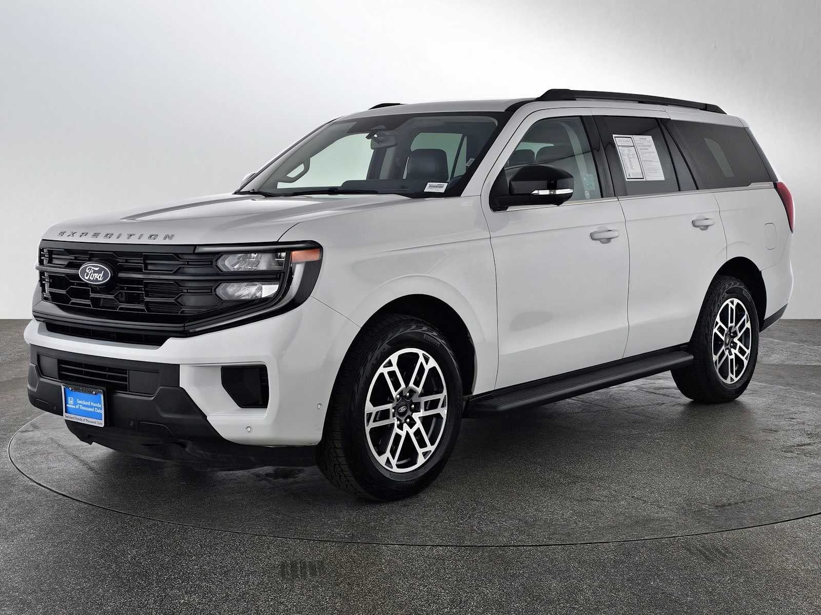 2025 Ford Expedition Active