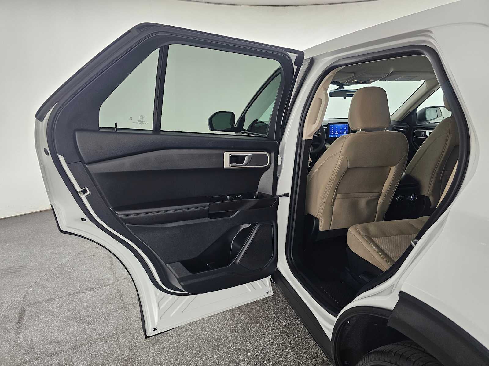 2022 Ford Explorer Base