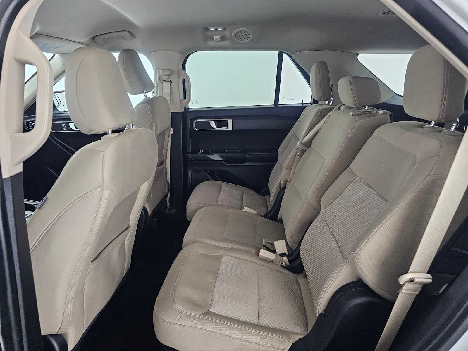 2022 Ford Explorer Base