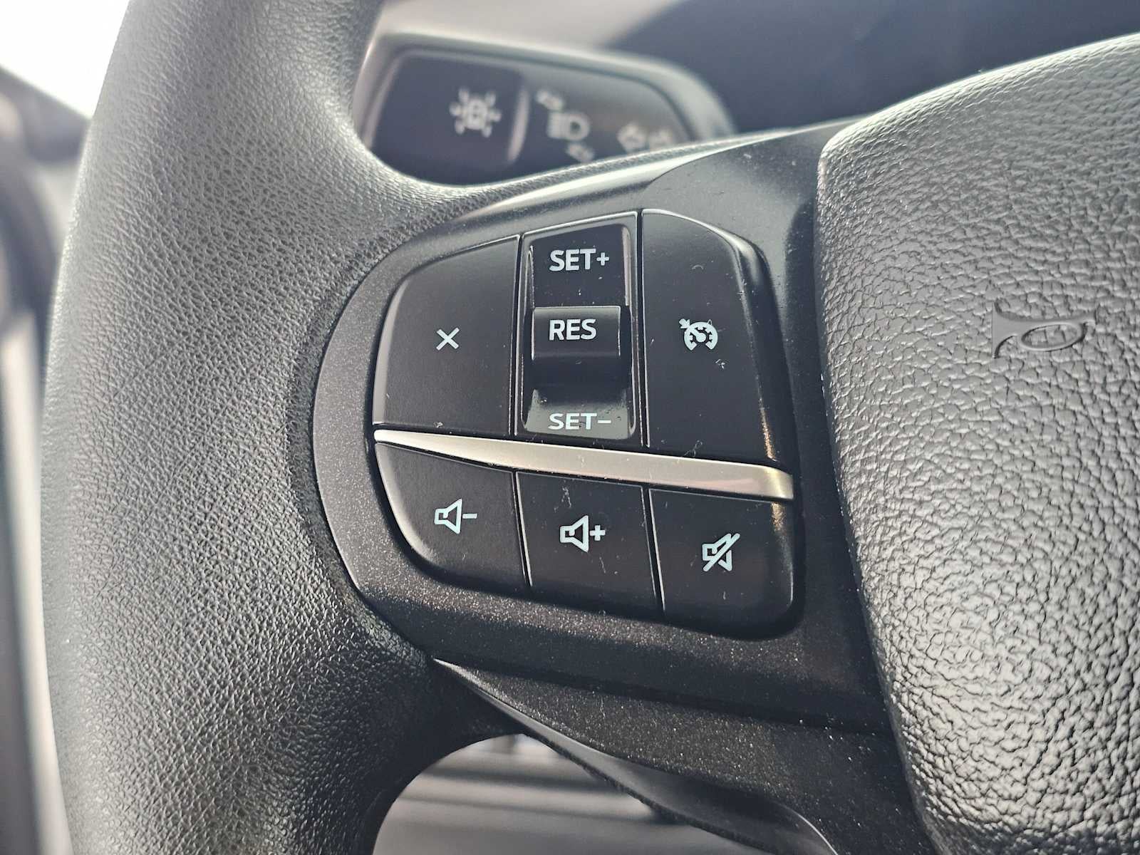 2022 Ford Explorer Base