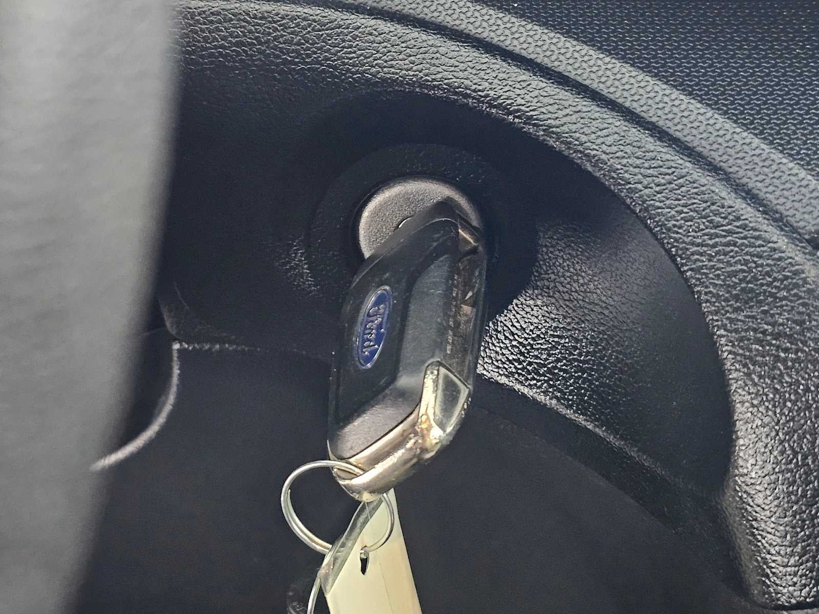 2022 Ford Explorer Base